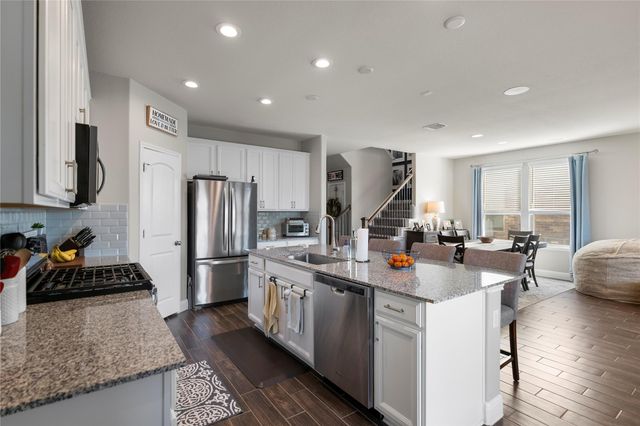 207 Duroc DR, Hutto, TX 78634