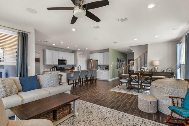 207 Duroc DR, Hutto, TX 78634