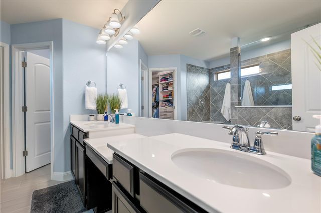 207 Duroc DR, Hutto, TX 78634