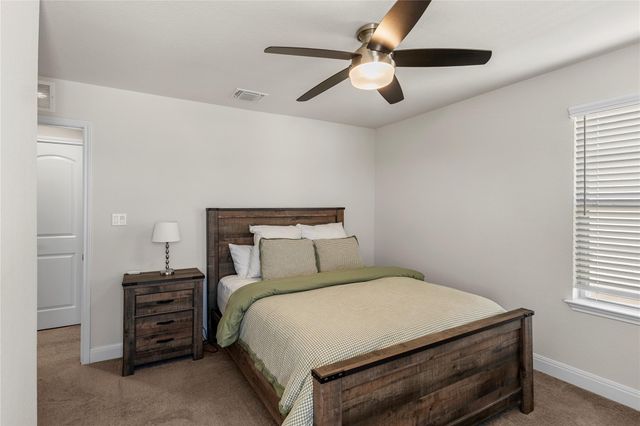 207 Duroc DR, Hutto, TX 78634