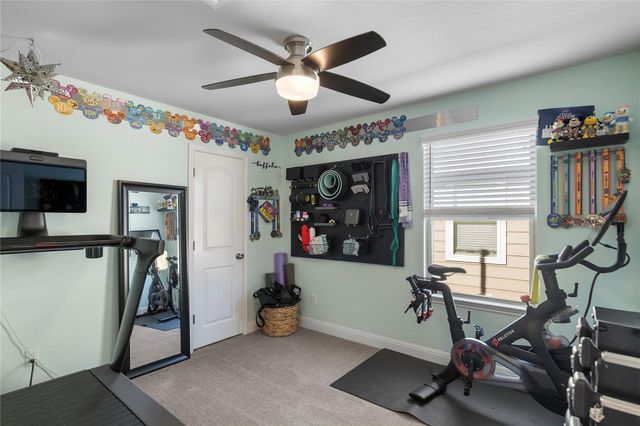 207 Duroc DR, Hutto, TX 78634