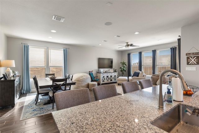 207 Duroc DR, Hutto, TX 78634