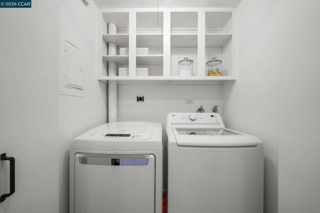 26 Bishop Lane, Menlo Park, CA 94025