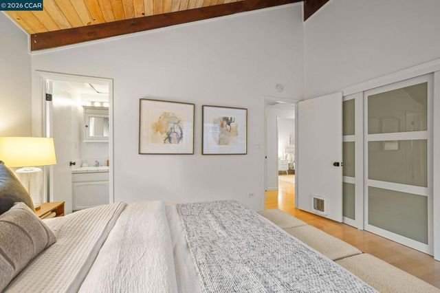 26 Bishop Lane, Menlo Park, CA 94025