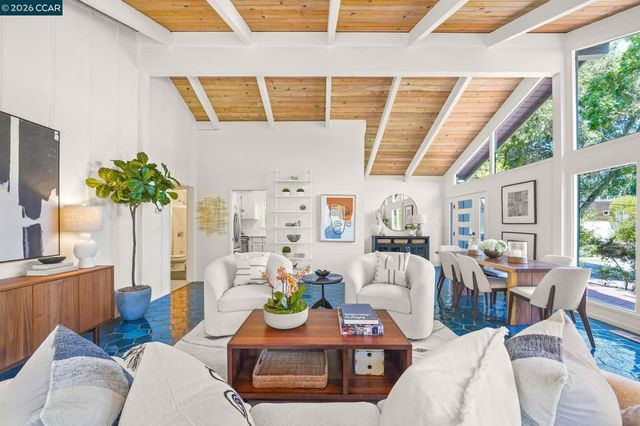 26 Bishop Lane, Menlo Park, CA 94025