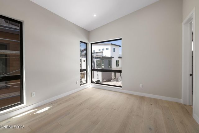 42 Campolina Street 25-2, Reno, NV 89511