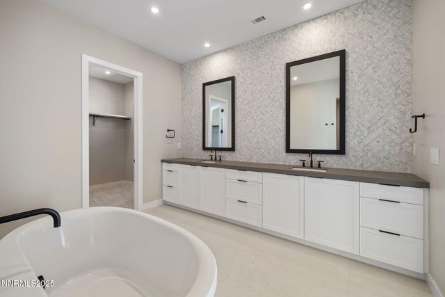 42 Campolina Street 25-2, Reno, NV 89511