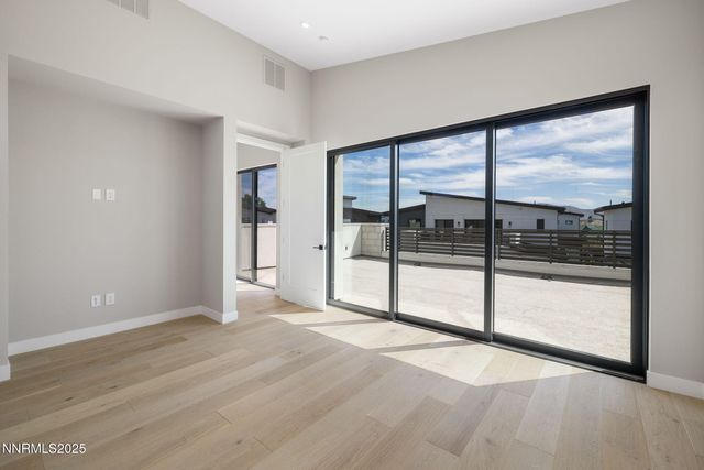 42 Campolina Street 25-2, Reno, NV 89511