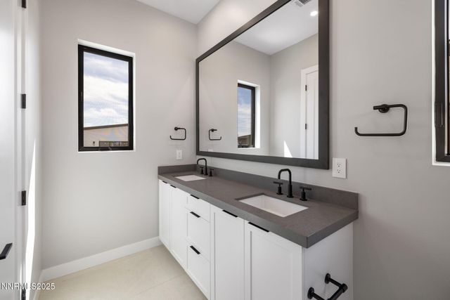 42 Campolina Street 25-2, Reno, NV 89511