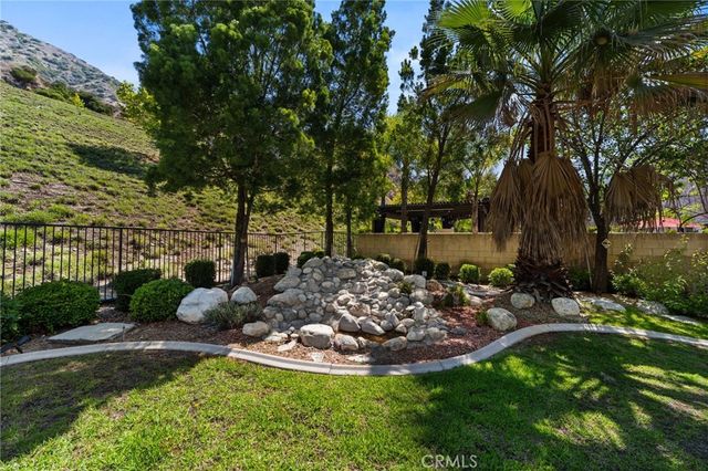 51 Mountain Laurel, Azusa, CA 91702