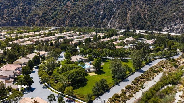 51 Mountain Laurel, Azusa, CA 91702