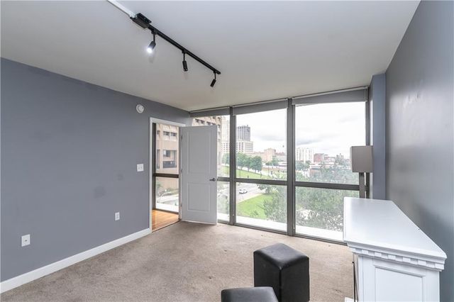 600 Admiral Boulevard 803, Kansas City, MO 64106
