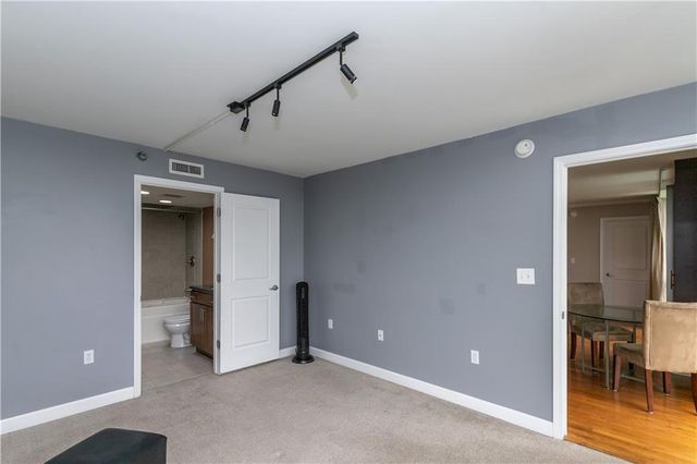 600 Admiral Boulevard 803, Kansas City, MO 64106