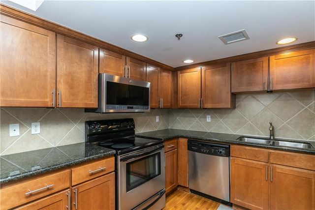 600 Admiral Boulevard 803, Kansas City, MO 64106