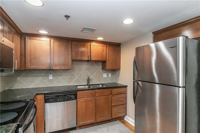 600 Admiral Boulevard 803, Kansas City, MO 64106