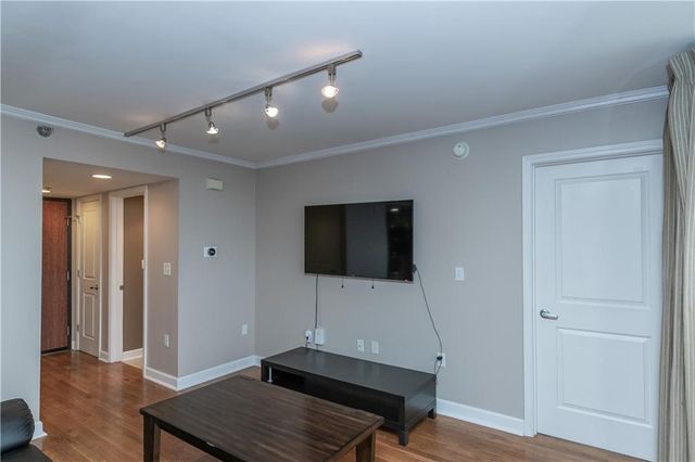 600 Admiral Boulevard 803, Kansas City, MO 64106