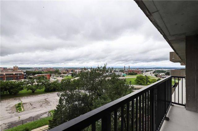 600 Admiral Boulevard 803, Kansas City, MO 64106
