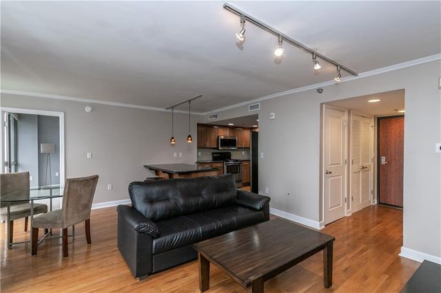 600 Admiral Boulevard 803, Kansas City, MO 64106
