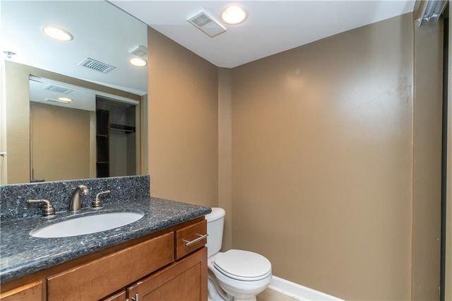 600 Admiral Boulevard 803, Kansas City, MO 64106