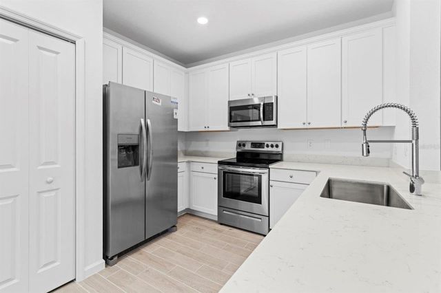 698 NW 126TH TERRACE, Newberry, FL 32669