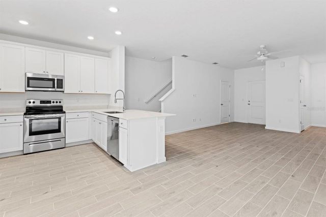 698 NW 126TH TERRACE, Newberry, FL 32669