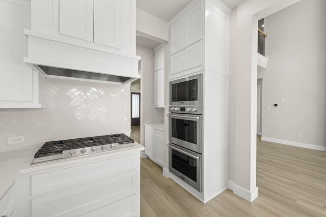 2306 Flock Drive, Mansfield, TX 76063