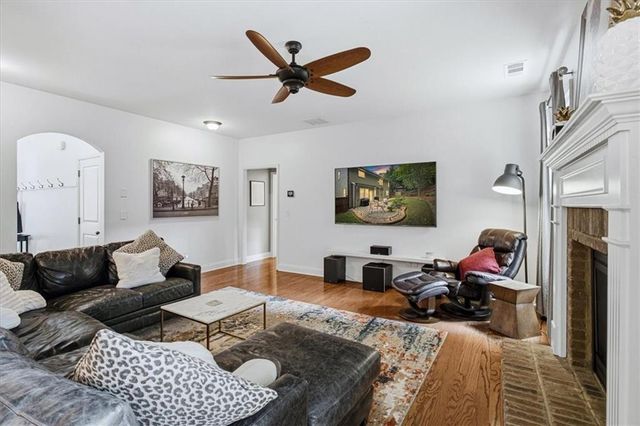 6020 Fords Lake Court NW, Acworth, GA 30101