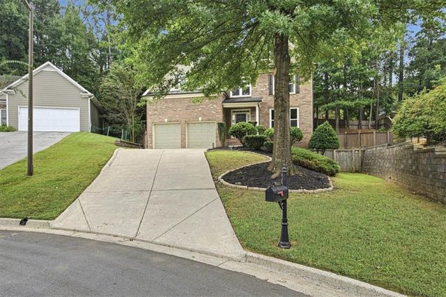 6020 Fords Lake Court NW, Acworth, GA 30101