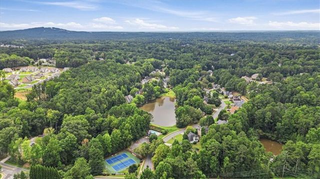 6020 Fords Lake Court NW, Acworth, GA 30101
