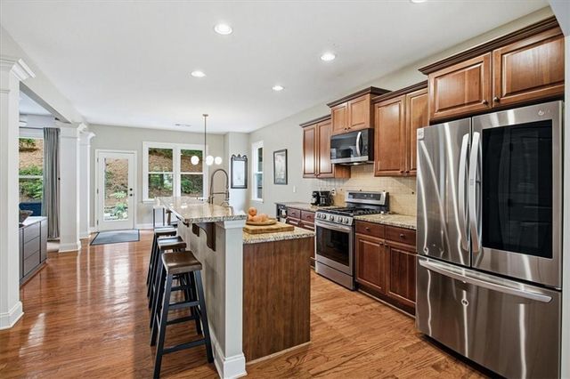 6020 Fords Lake Court NW, Acworth, GA 30101