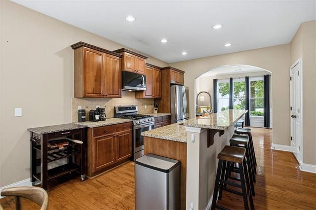 6020 Fords Lake Court NW, Acworth, GA 30101