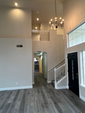 5930 W Birch Avenue, Fresno, CA 93722