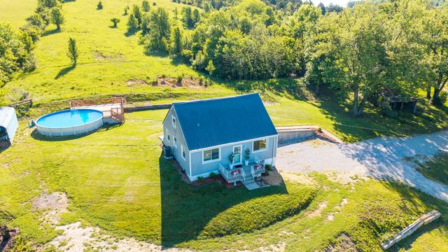 9031 Persimmon Grove Pike, Alexandria, KY 41001