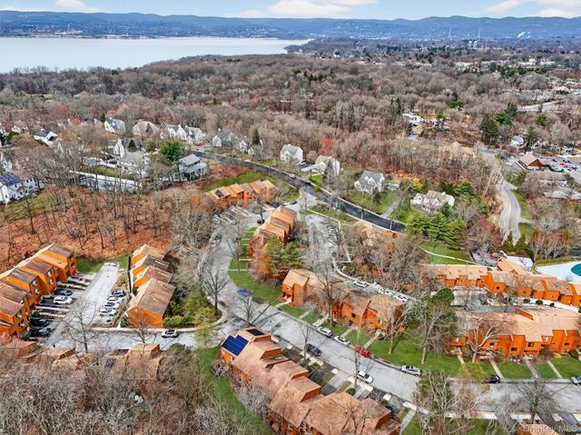 38 Amber Drive, Croton-on-hudson, NY 10520