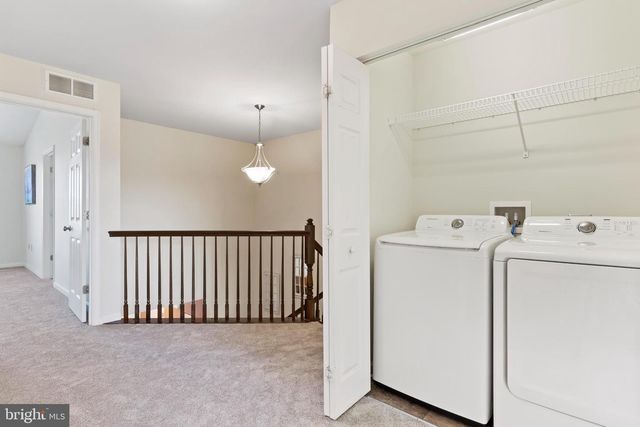 216 MELBOURNE LN, Mechanicsburg, PA 17055