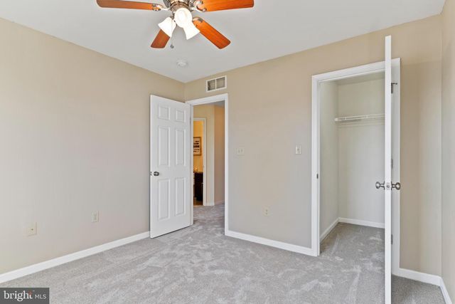 216 MELBOURNE LN, Mechanicsburg, PA 17055