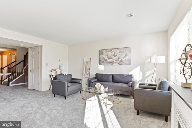 216 MELBOURNE LN, Mechanicsburg, PA 17055