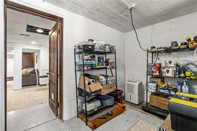 423 Gilmore Ave, Trafford, PA 15085