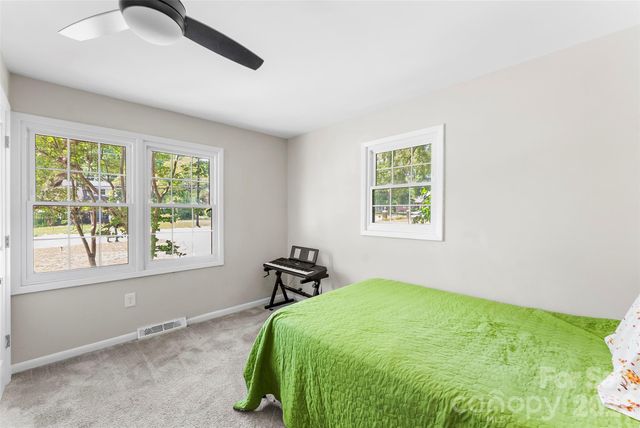 8519 E Franklin Street, Mount Pleasant, NC 28124