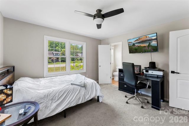 8519 E Franklin Street, Mount Pleasant, NC 28124