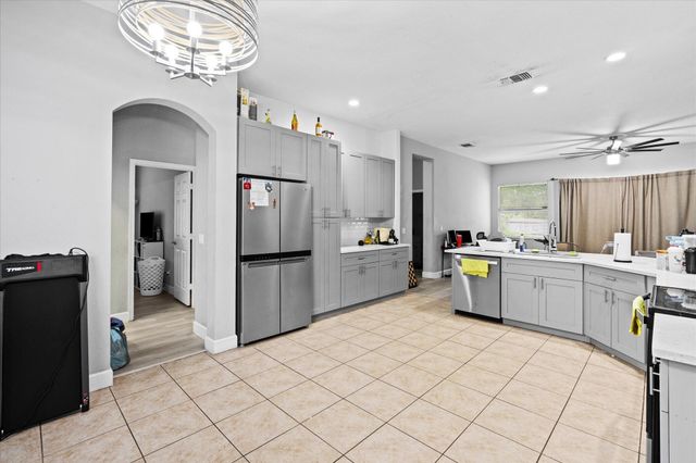 849 SW Nichols Terrace, Port St. Lucie, Port St Lucie, FL 34953