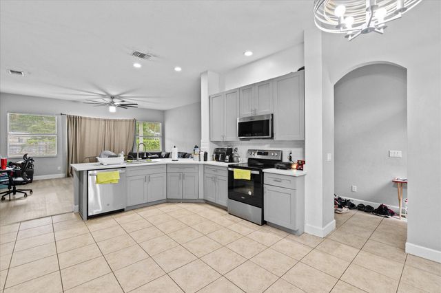 849 SW Nichols Terrace, Port St. Lucie, Port St Lucie, FL 34953