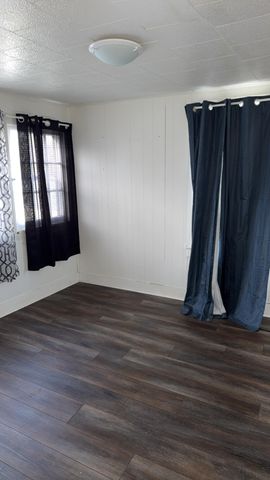 519 W Leyda Avenue, West Plains, MO 65775