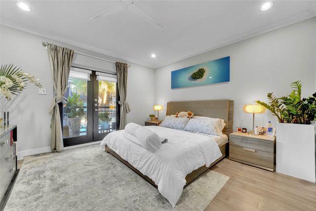 10209 Regal Oaks Drive 111, Dallas, TX 75230