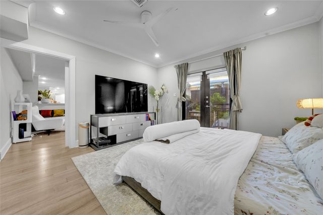 10209 Regal Oaks Drive 111, Dallas, TX 75230