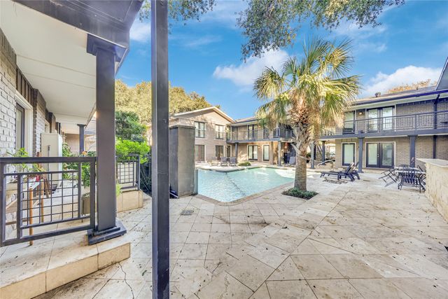 10209 Regal Oaks Drive 111, Dallas, TX 75230