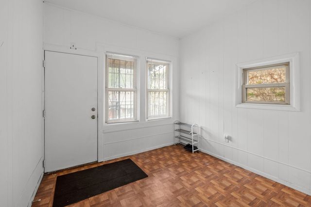 2250 S Sacramento Avenue, Chicago, IL 60623