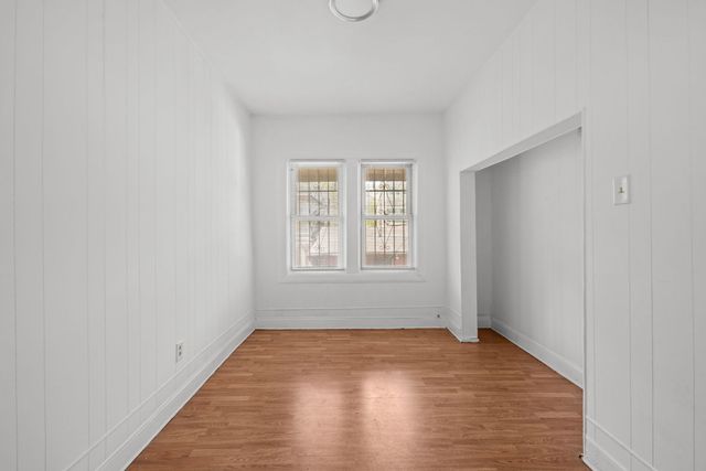 2250 S Sacramento Avenue, Chicago, IL 60623