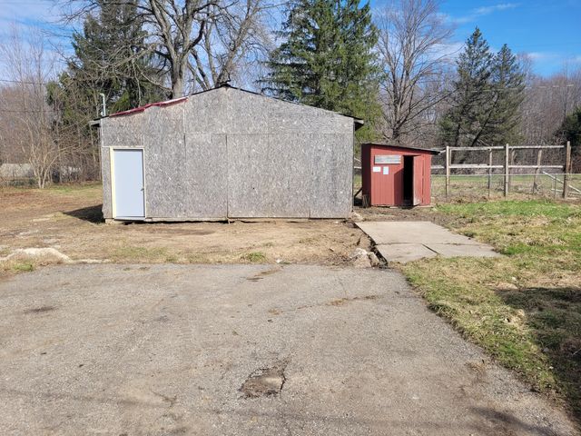 20128 Marcellus Highway, Decatur, MI 49045