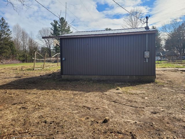 20128 Marcellus Highway, Decatur, MI 49045